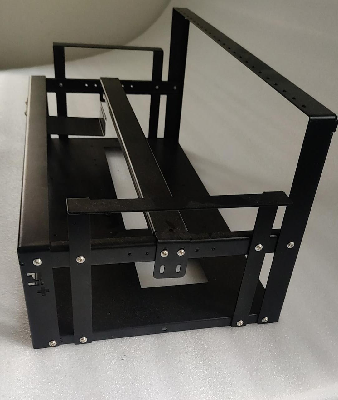 Amazon Rig Frame Free Gpu Miner Zhihui Mining Case Rig With GPU Slots,  Stackable Pre-Assembled